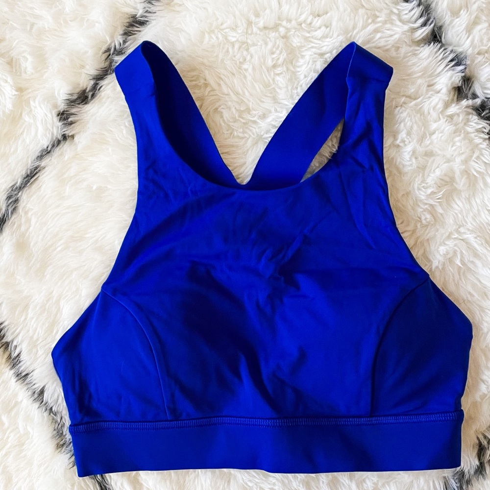 Lululemon high neck sports bra